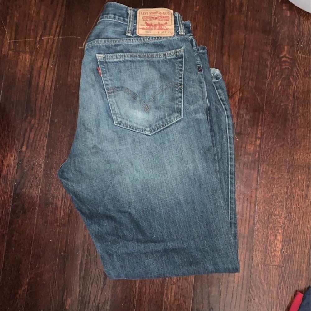 2 pair of Levi Men 505 Straight Fit Jeans